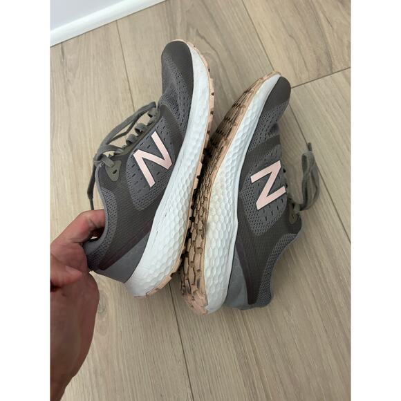 New Balance 520 Athletic Cross Training Lightweight Women's Shoes Size 8 Gray - Picture 8 of 11